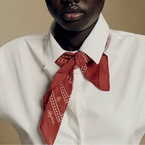 🇫🇷 Sézane Le Foulard Gaston Floral Scarf